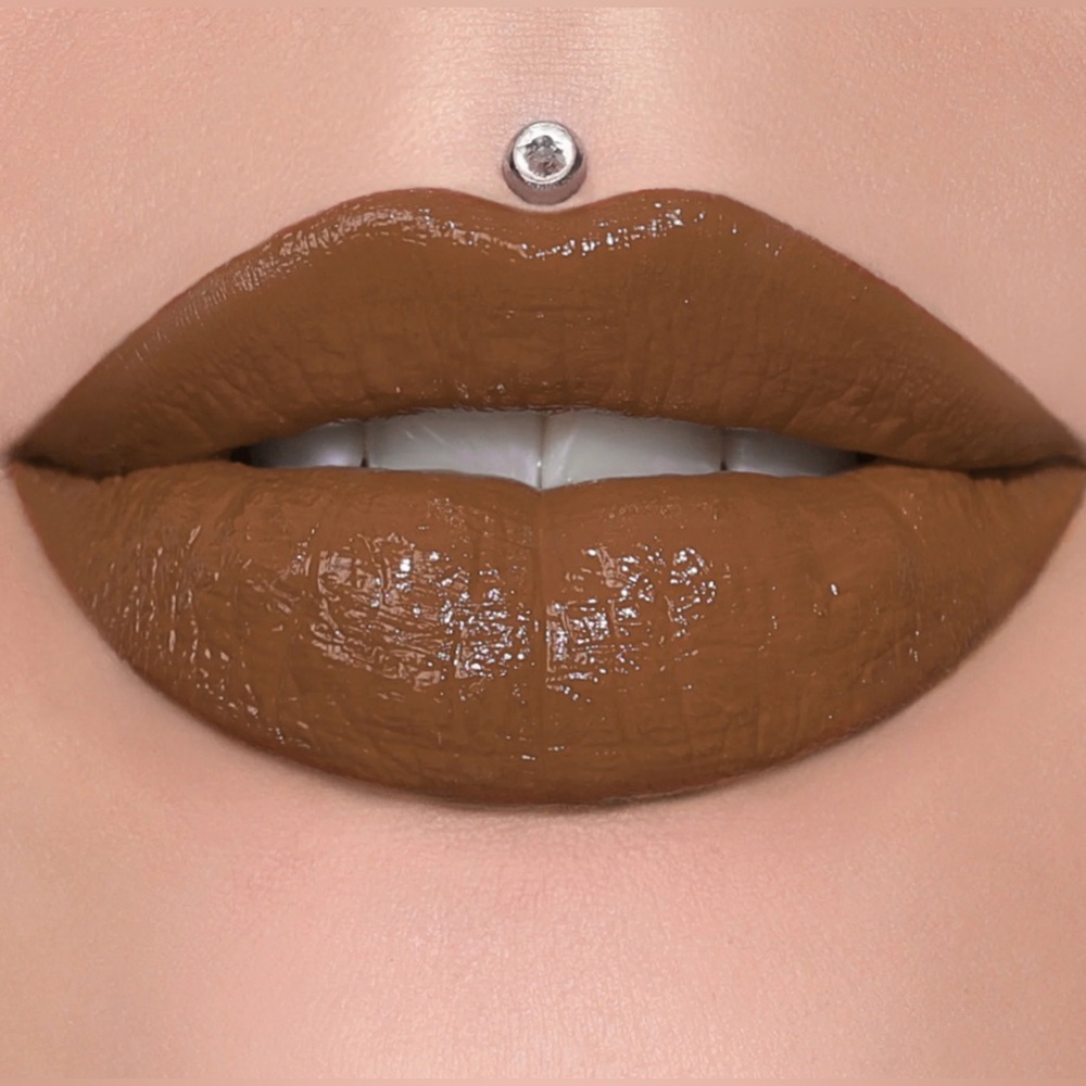 Jeffree Star Supreme Gloss in Top Shelf